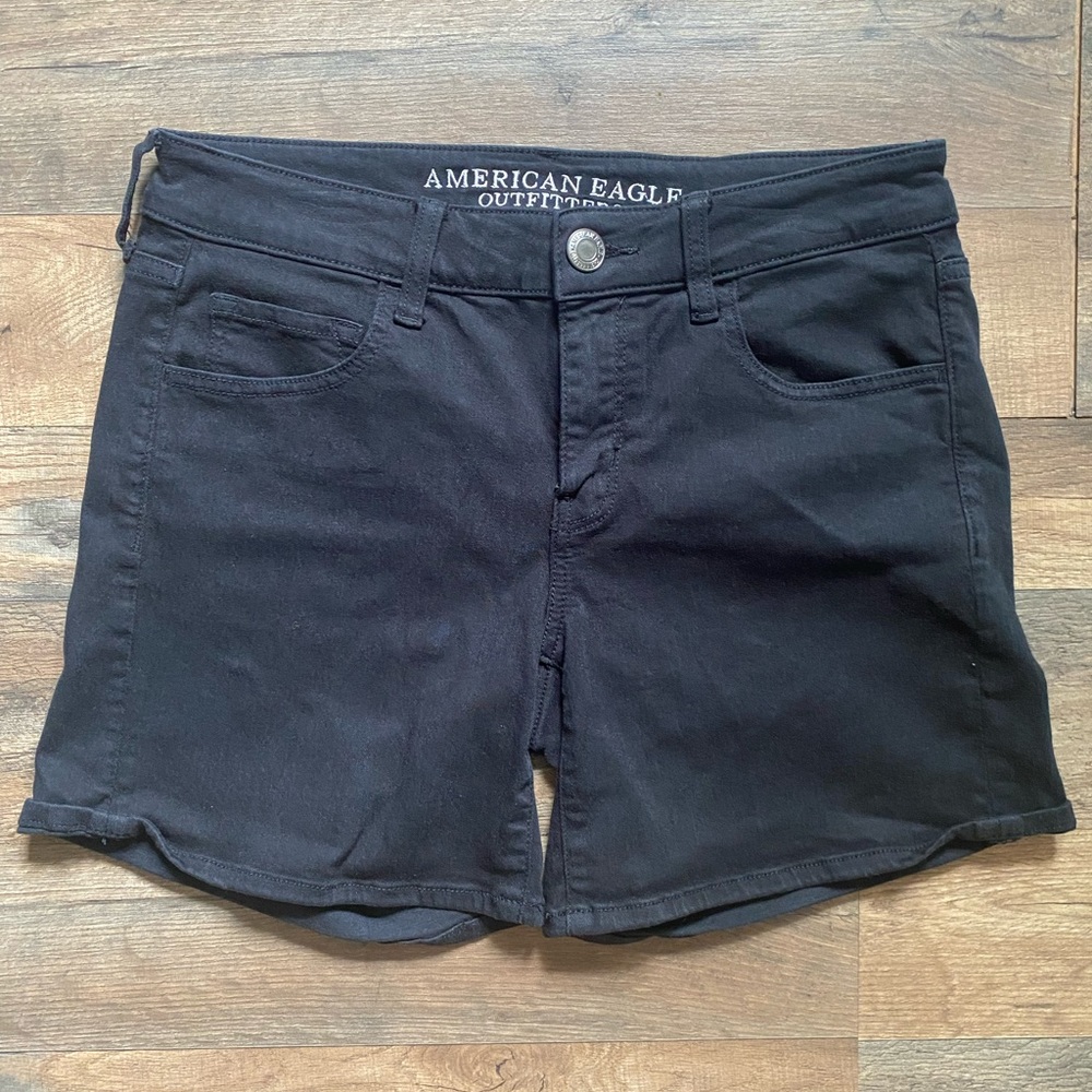 AEO Black Twill MIDI Shorts